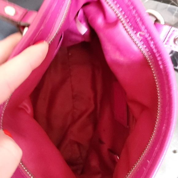 Coach Daisy Outline Mia Tote Khaki/Magenta - Picture 6 of 8